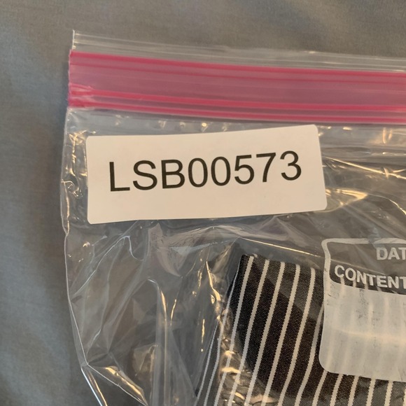 Lauren Ralph Lauren Shirt Woman's Medium Black White Stripe Non Iron Button - Picture 6 of 6